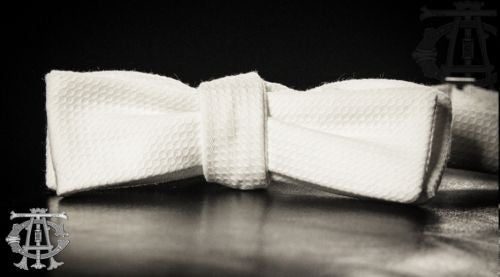The Edwardian Pique White Bowtie